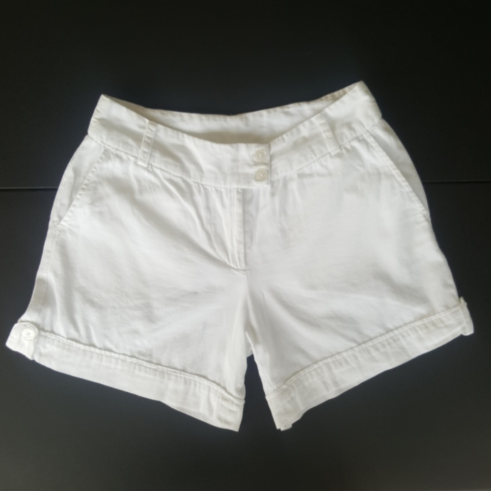PEPPERMINT BAY ♡ Super-Sweet Vintage White Button Cuff Cotton Casual Shorts S